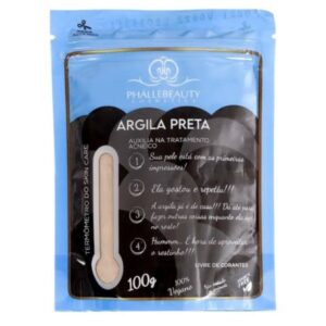 A argila preta é uma das mais poderosas e raras, conhecida por sua alta concentração de minerais como ferro, alumínio, titânio e silício.